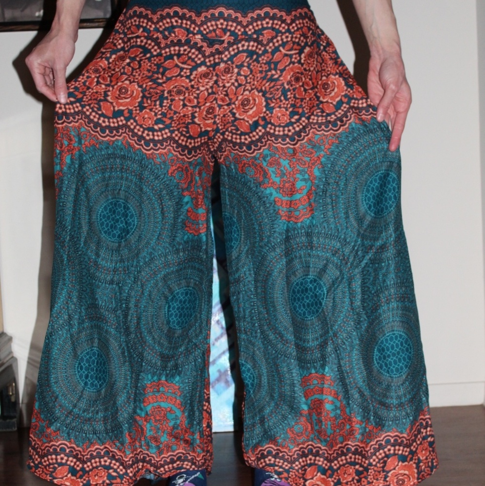 Brand new Wide leg harem pants